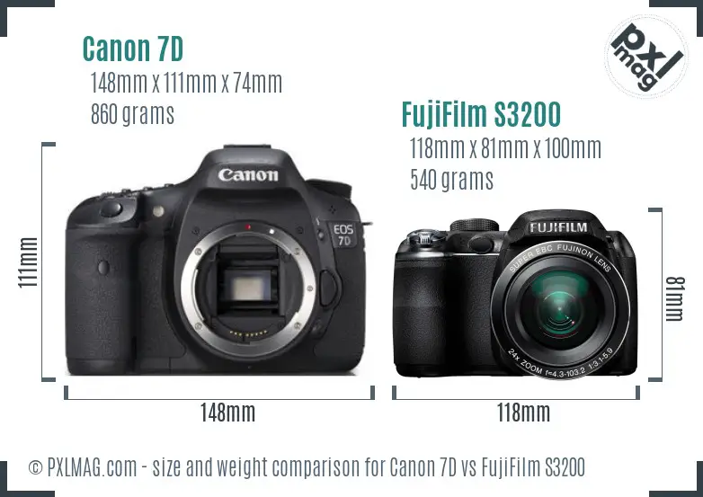 Canon 7D vs FujiFilm S3200 size comparison Canon 7D vs FujiFilm S3200 size comparison