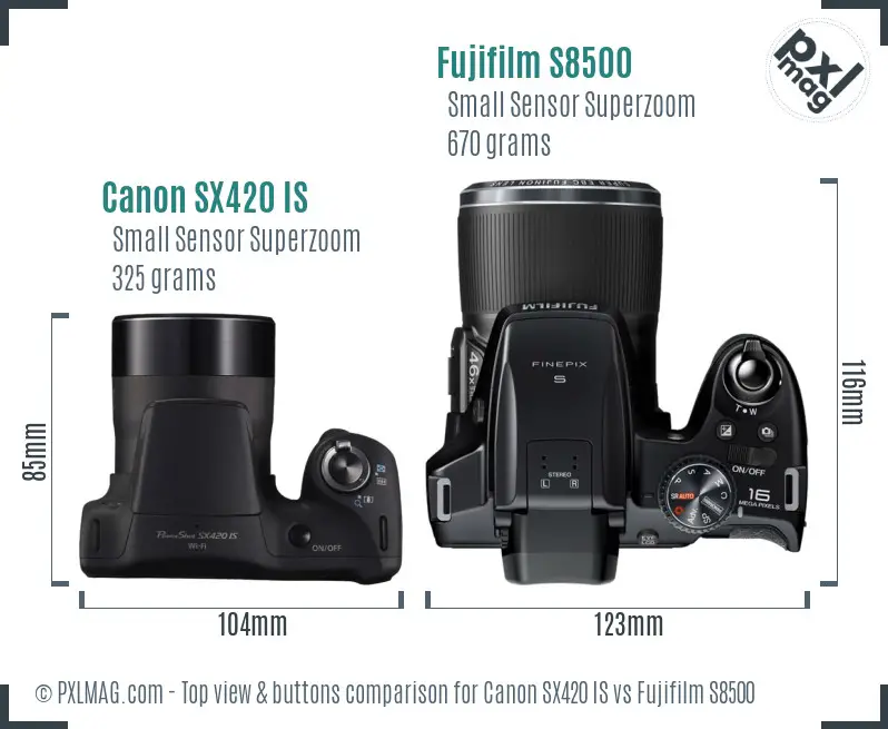 Canon SX420 IS vs Fujifilm S8500 top view buttons comparison Canon SX420 IS vs Fujifilm S8500 top view buttons comparison