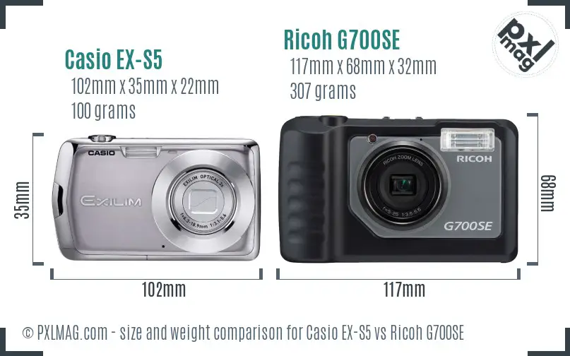 Casio EX-S5 vs Ricoh G700SE size comparison