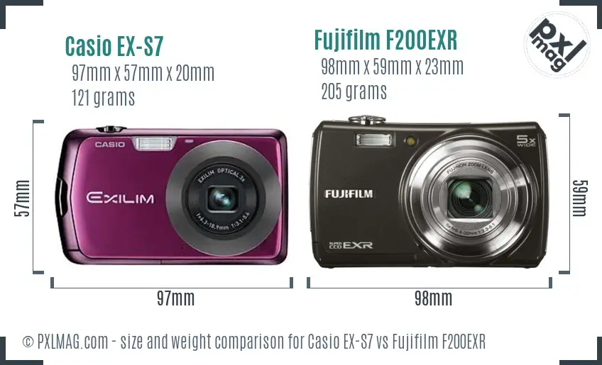 Casio EX-S7 vs Fujifilm F200EXR size comparison