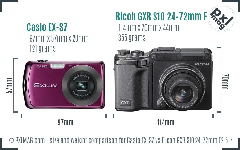 Casio EX-S7 vs Ricoh GXR S10 24-72mm F2.5-4.4 VC size comparison