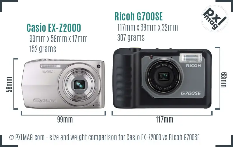 Casio EX-Z2000 vs Ricoh G700SE size comparison