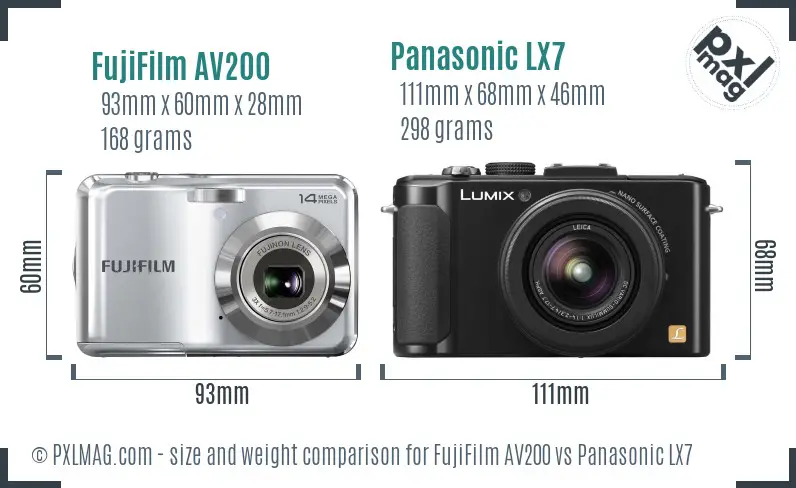 FujiFilm AV200 vs Panasonic LX7 size comparison