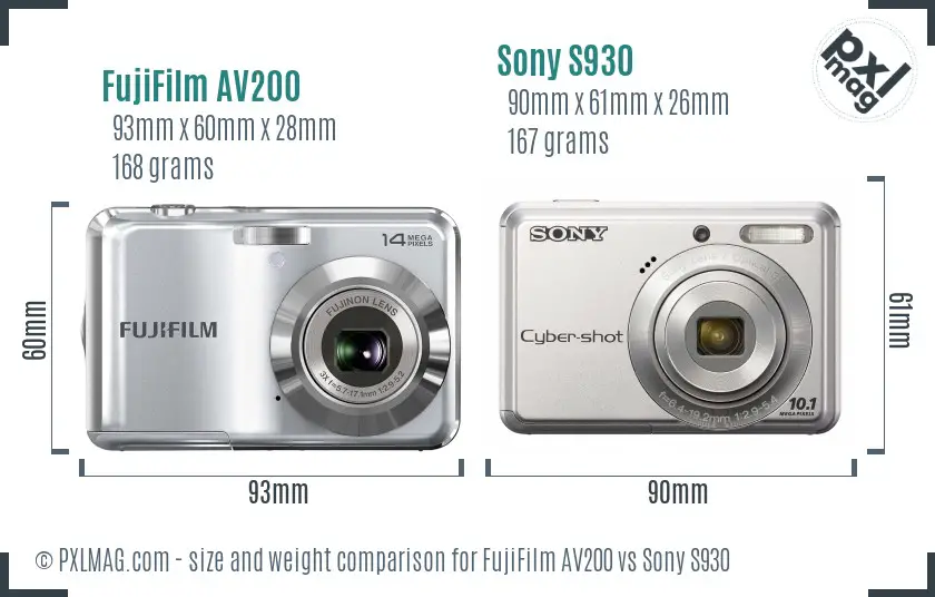 FujiFilm AV200 vs Sony S930 size comparison
