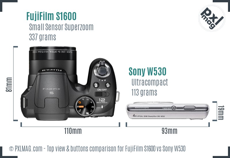 FujiFilm S1600 vs Sony W530 top view buttons comparison