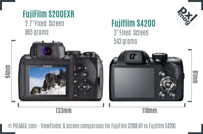 FujiFilm S200EXR vs Fujifilm S4200 Screen and Viewfinder comparison