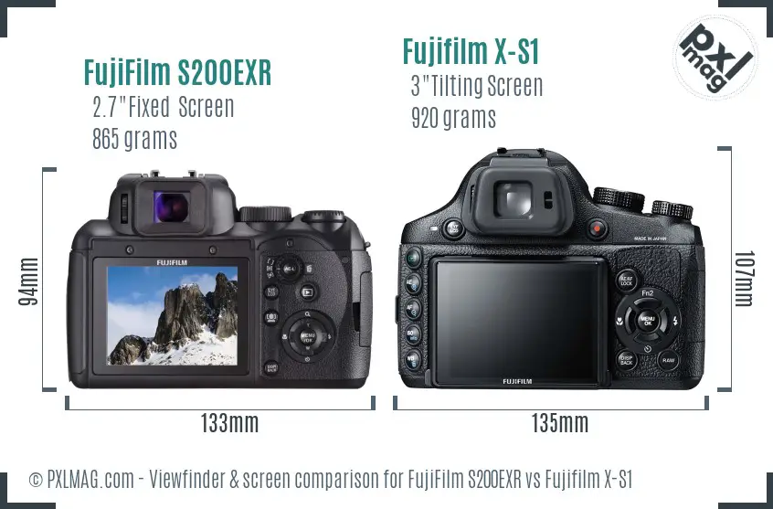 FujiFilm S200EXR vs Fujifilm X-S1 Screen and Viewfinder comparison