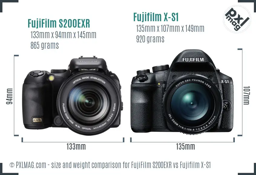 FujiFilm S200EXR vs Fujifilm X-S1 size comparison