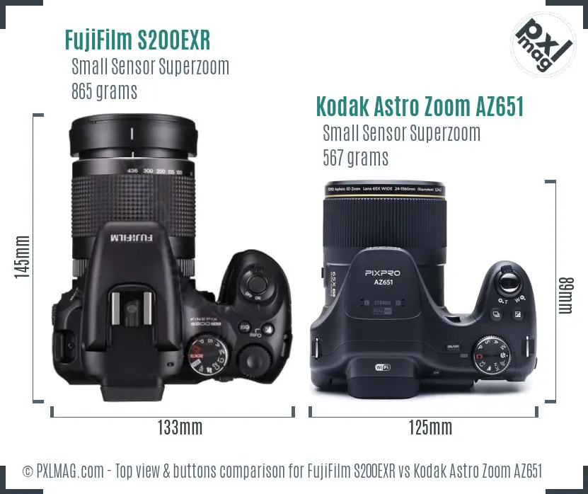 FujiFilm S200EXR vs Kodak Astro Zoom AZ651 top view buttons comparison FujiFilm S200EXR vs Kodak Astro Zoom AZ651 top view buttons comparison