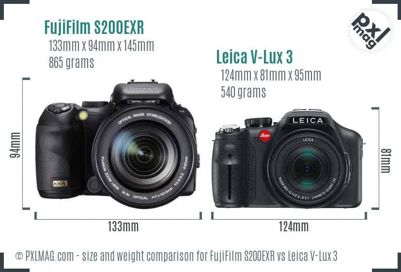 FujiFilm S200EXR vs Leica V-Lux 3 size comparison FujiFilm S200EXR vs Leica V-Lux 3 size comparison