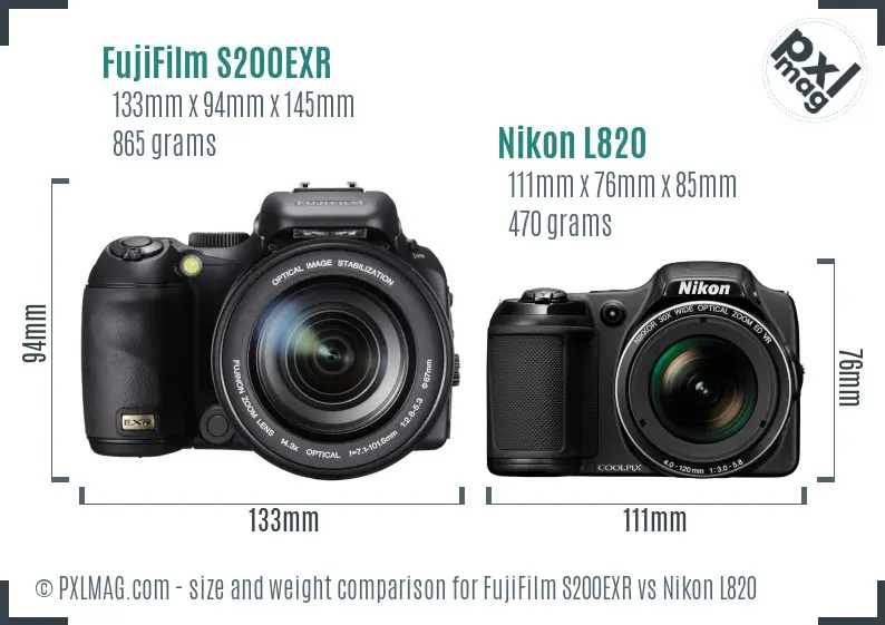 FujiFilm S200EXR vs Nikon L820 size comparison