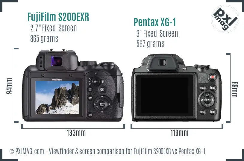 FujiFilm S200EXR vs Pentax XG-1 Screen and Viewfinder comparison FujiFilm S200EXR vs Pentax XG-1 Screen and Viewfinder comparison