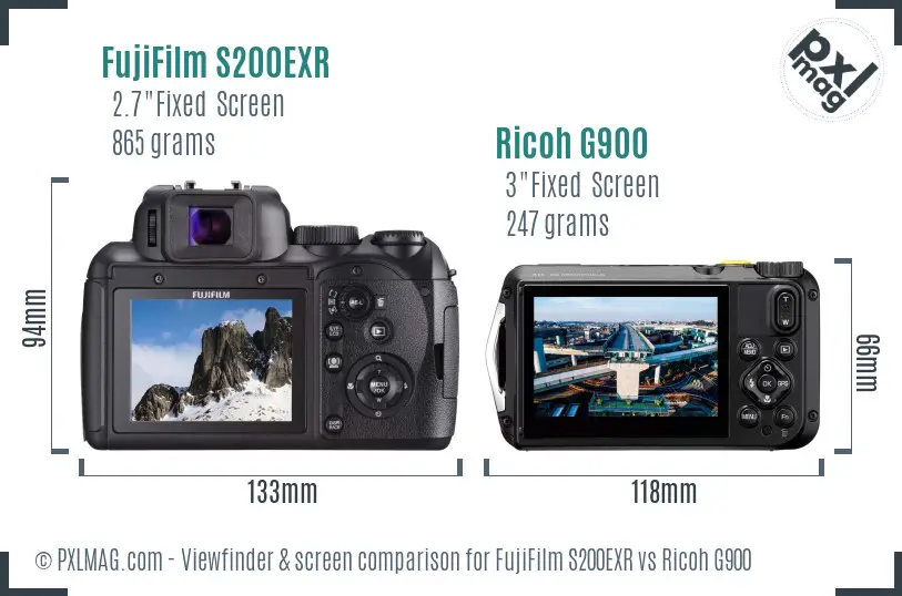 FujiFilm S200EXR vs Ricoh G900 Screen and Viewfinder comparison