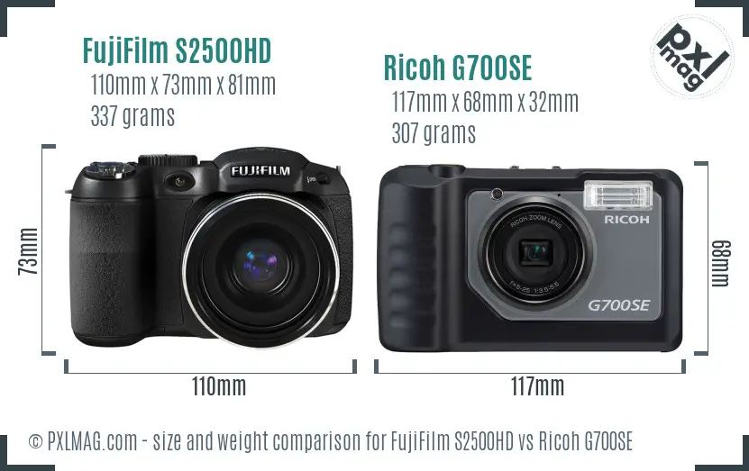 FujiFilm S2500HD vs Ricoh G700SE size comparison