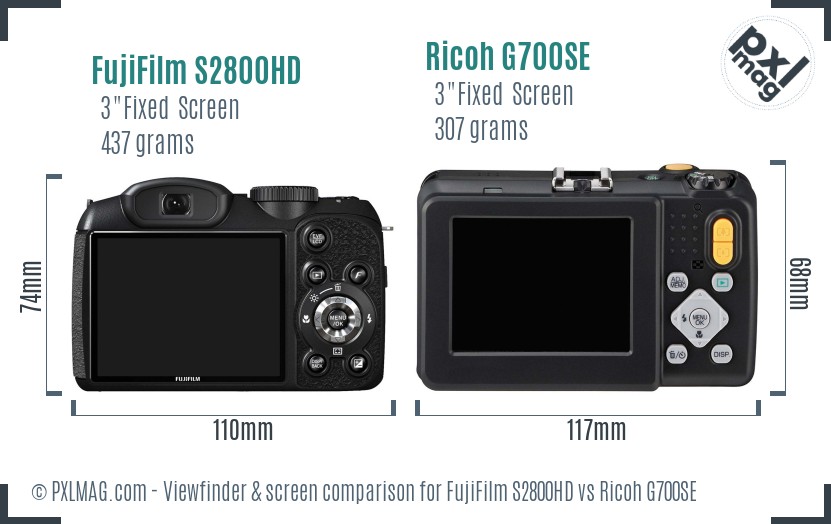FujiFilm S2800HD vs Ricoh G700SE Screen and Viewfinder comparison