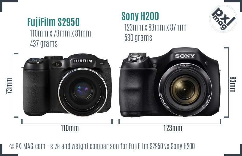 FujiFilm S2950 vs Sony H200 size comparison