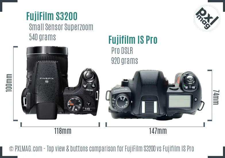 FujiFilm S3200 vs Fujifilm IS Pro top view buttons comparison FujiFilm S3200 vs Fujifilm IS Pro top view buttons comparison