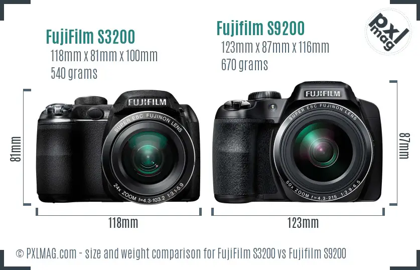 FujiFilm S3200 vs Fujifilm S9200 size comparison