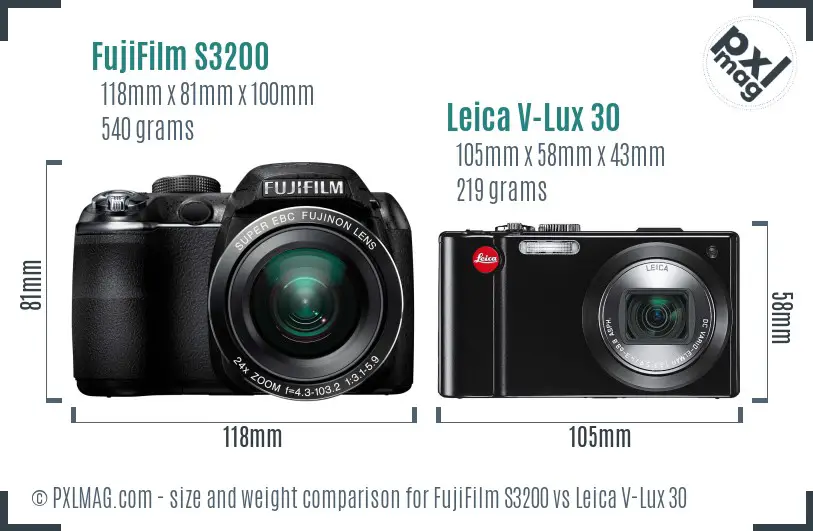 FujiFilm S3200 vs Leica V-Lux 30 size comparison