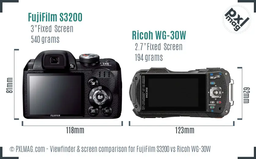 FujiFilm S3200 vs Ricoh WG-30W Screen and Viewfinder comparison