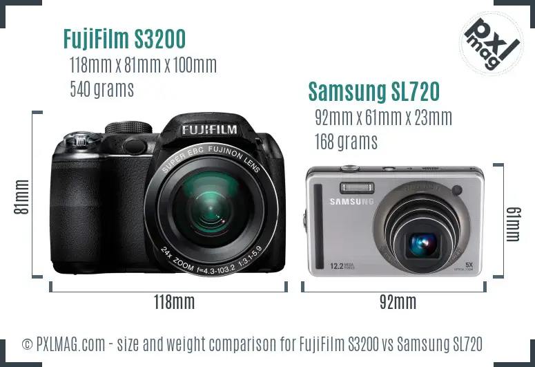 FujiFilm S3200 vs Samsung SL720 size comparison