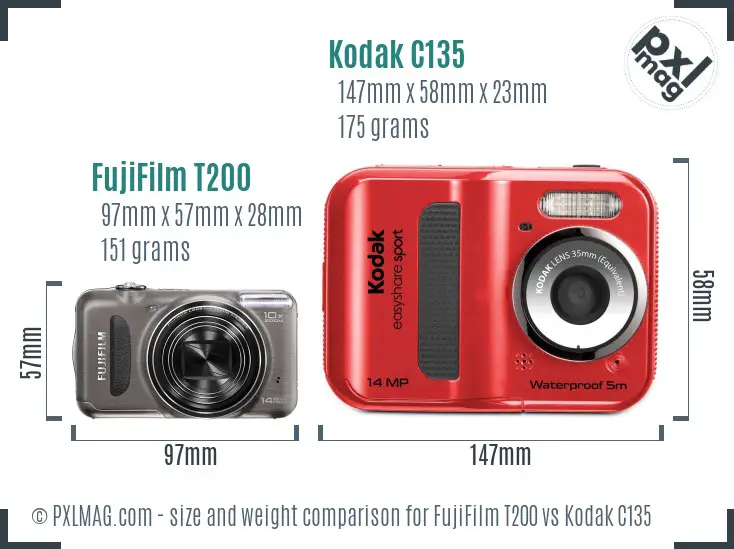 FujiFilm T200 vs Kodak C135 size comparison