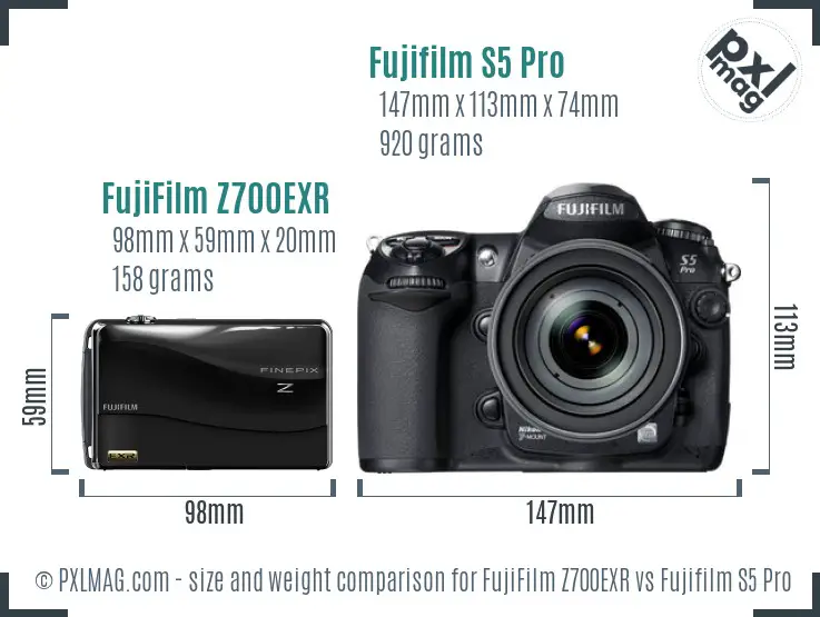 FujiFilm Z700EXR vs Fujifilm S5 Pro size comparison