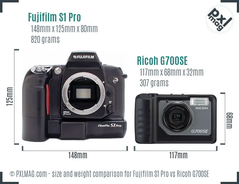Fujifilm S1 Pro vs Ricoh G700SE size comparison