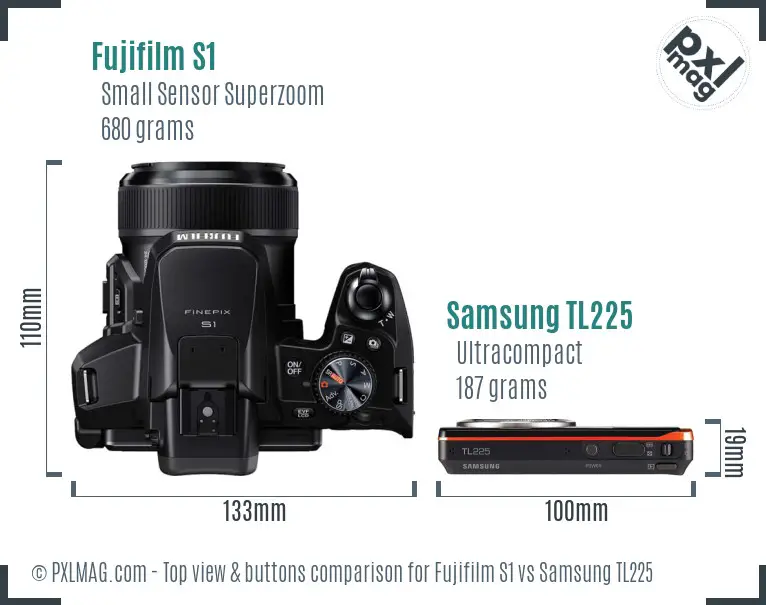 Fujifilm S1 vs Samsung TL225 top view buttons comparison Fujifilm S1 vs Samsung TL225 top view buttons comparison