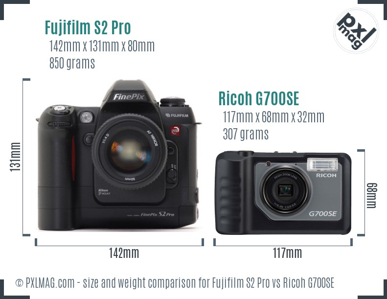 Fujifilm S2 Pro vs Ricoh G700SE size comparison Fujifilm S2 Pro vs Ricoh G700SE size comparison