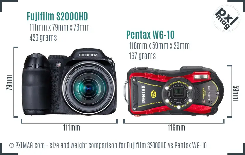 Fujifilm S2000HD vs Pentax WG-10 size comparison