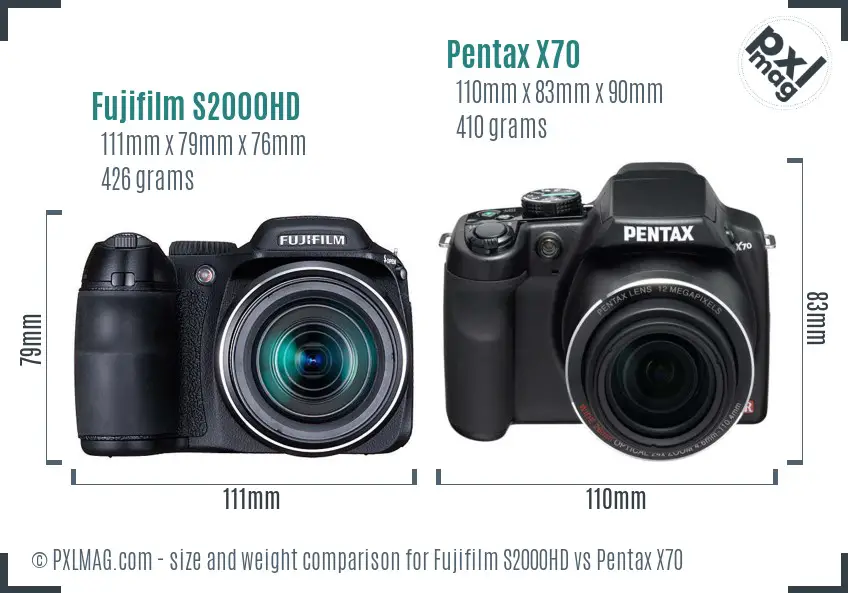 Fujifilm S2000HD vs Pentax X70 size comparison