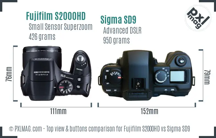 Fujifilm S2000HD vs Sigma SD9 top view buttons comparison Fujifilm S2000HD vs Sigma SD9 top view buttons comparison