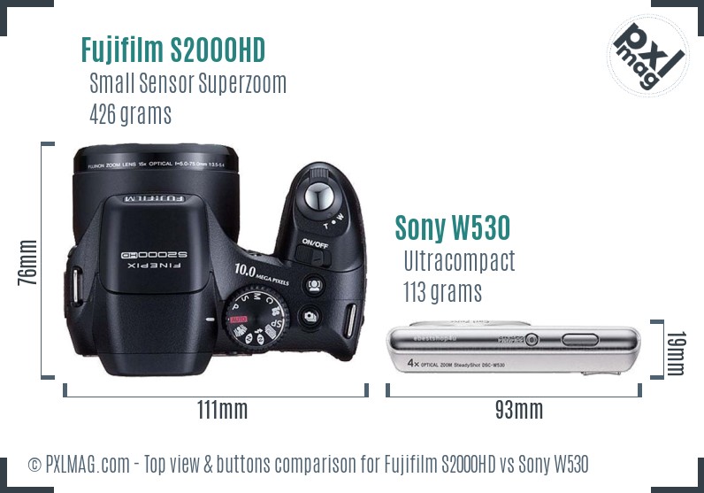Fujifilm S2000HD vs Sony W530 top view buttons comparison