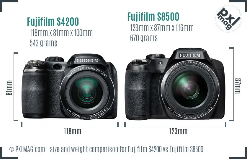 Fujifilm S4200 vs Fujifilm S8500 size comparison