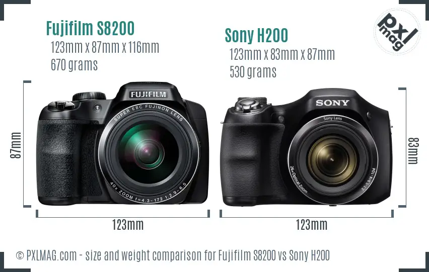 Fujifilm S8200 vs Sony H200 size comparison