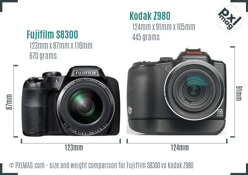 Fujifilm S8300 vs Kodak Z980 size comparison Fujifilm S8300 vs Kodak Z980 size comparison