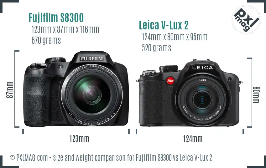 Fujifilm S8300 vs Leica V-Lux 2 size comparison