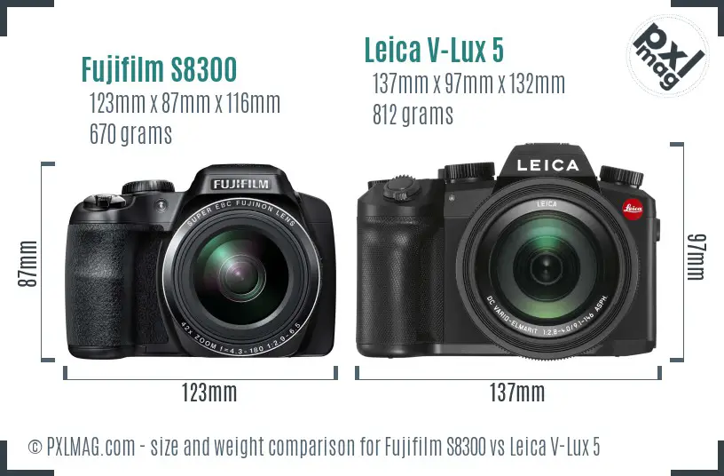 Fujifilm S8300 vs Leica V-Lux 5 size comparison