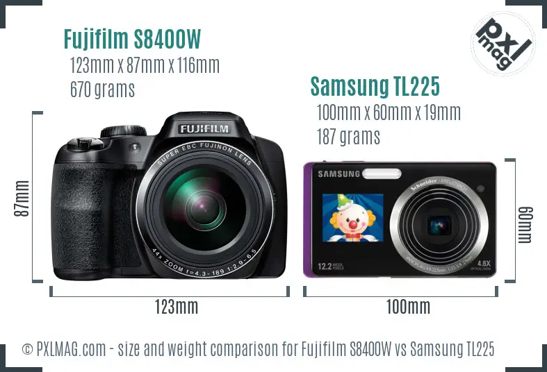 Fujifilm S8400W vs Samsung TL225 size comparison