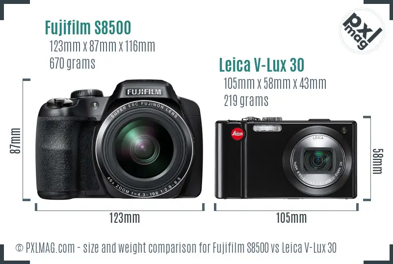 Fujifilm S8500 vs Leica V-Lux 30 size comparison Fujifilm S8500 vs Leica V-Lux 30 size comparison
