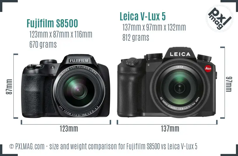 Fujifilm S8500 vs Leica V-Lux 5 size comparison