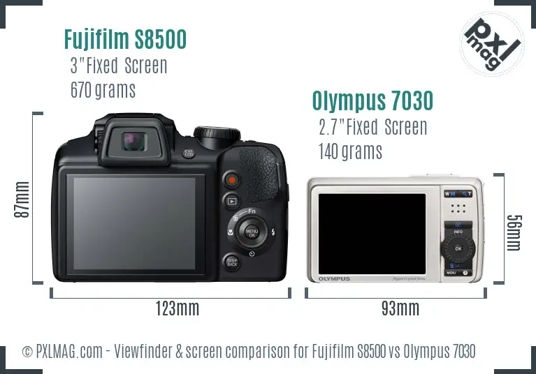 Fujifilm S8500 vs Olympus 7030 Screen and Viewfinder comparison