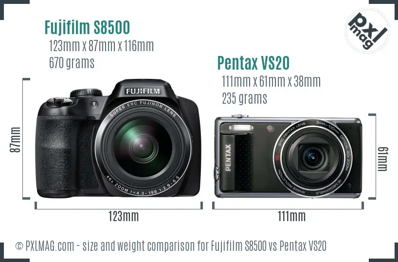 Fujifilm S8500 vs Pentax VS20 size comparison