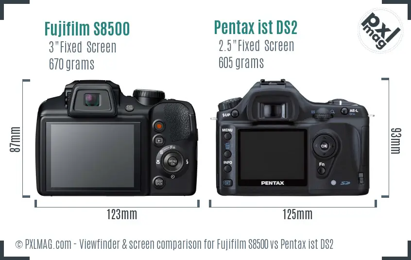 Fujifilm S8500 vs Pentax ist DS2 Screen and Viewfinder comparison