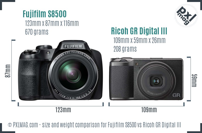 Fujifilm S8500 vs Ricoh GR Digital III size comparison