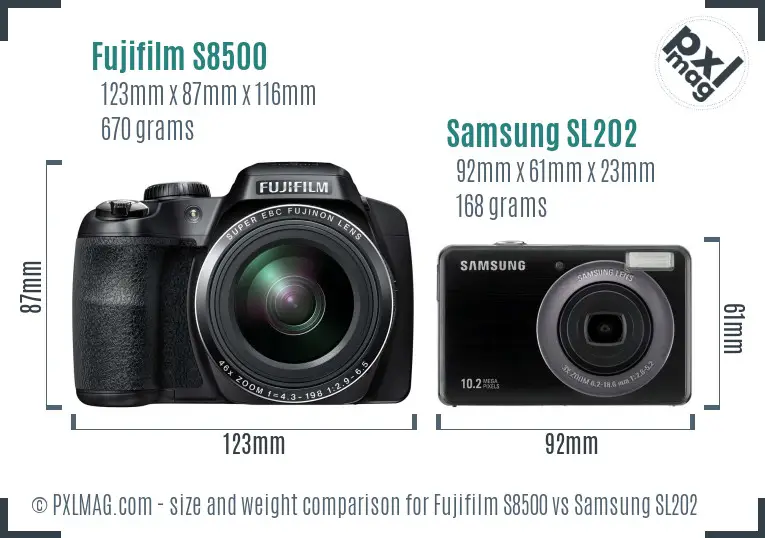 Fujifilm S8500 vs Samsung SL202 size comparison