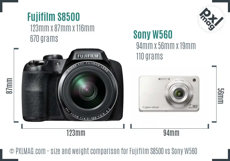 Fujifilm S8500 vs Sony W560 size comparison