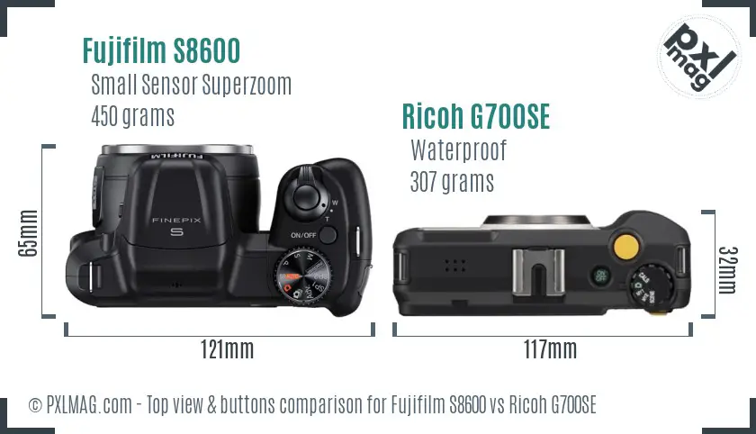 Fujifilm S8600 vs Ricoh G700SE top view buttons comparison
