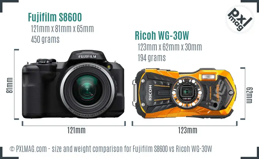 Fujifilm S8600 vs Ricoh WG-30W size comparison